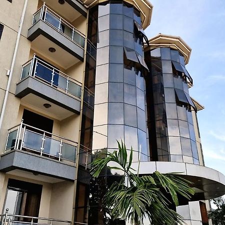 Eric Wilkins Apartments Lubowa Extérieur photo