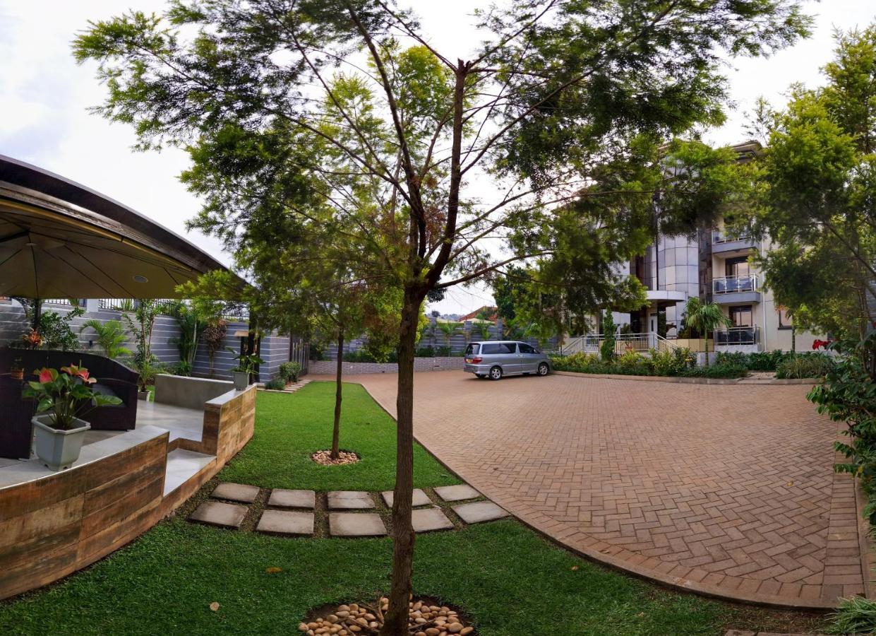Eric Wilkins Apartments Lubowa Extérieur photo