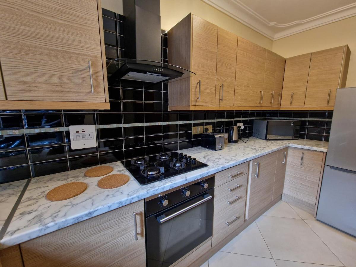 Eric Wilkins Apartments Lubowa Extérieur photo