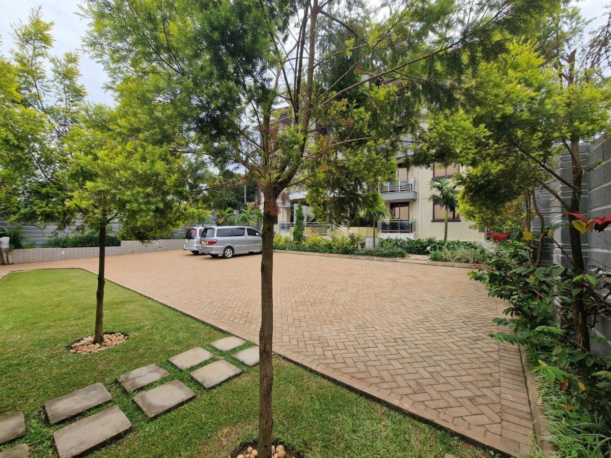 Eric Wilkins Apartments Lubowa Extérieur photo
