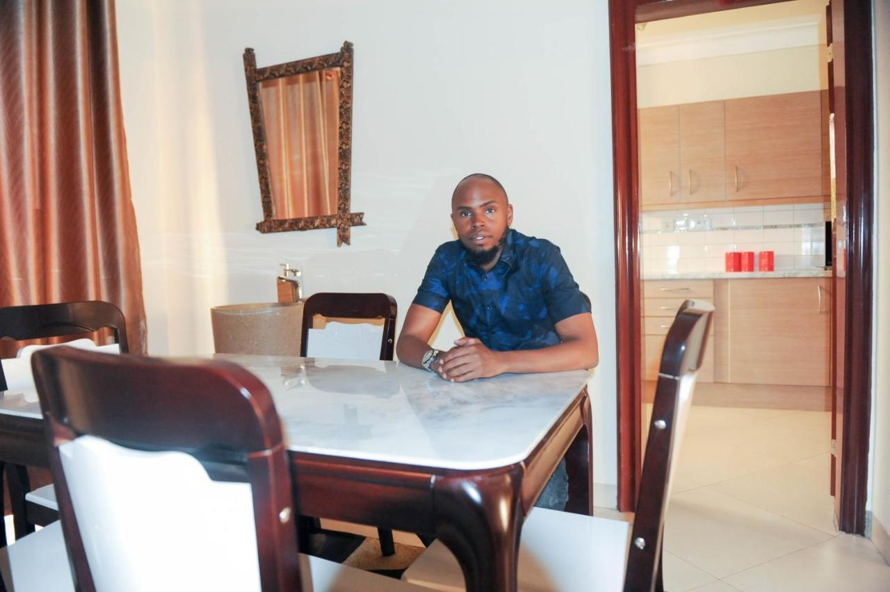 Eric Wilkins Apartments Lubowa Extérieur photo